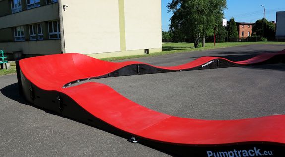 Pumptrack modulaire non stationnaire