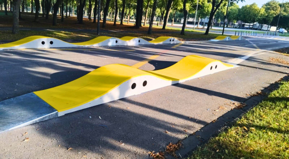 Piste d'athlétisme d'Amines 