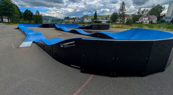Piste de pumptrack de Tvardosin 