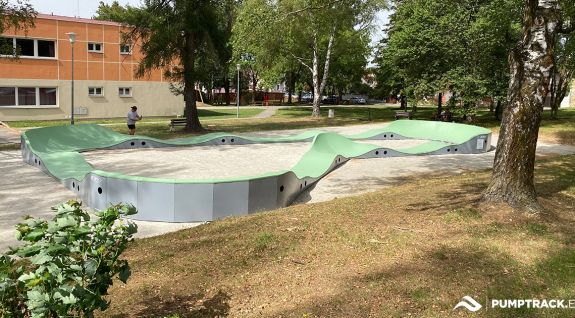 Pumptrack de Kardasova Racice 